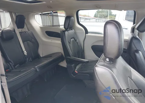 2020 Chrysler Pacifica Limited from USA, damaged, VIN 2C4RC1GG3LR285360